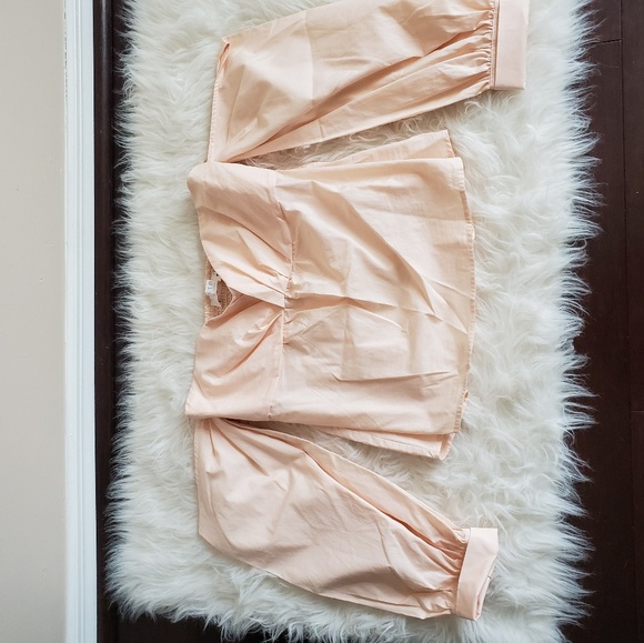 Women's tops - Picture 4 of 5